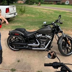 Meet your Posher, Kenneth